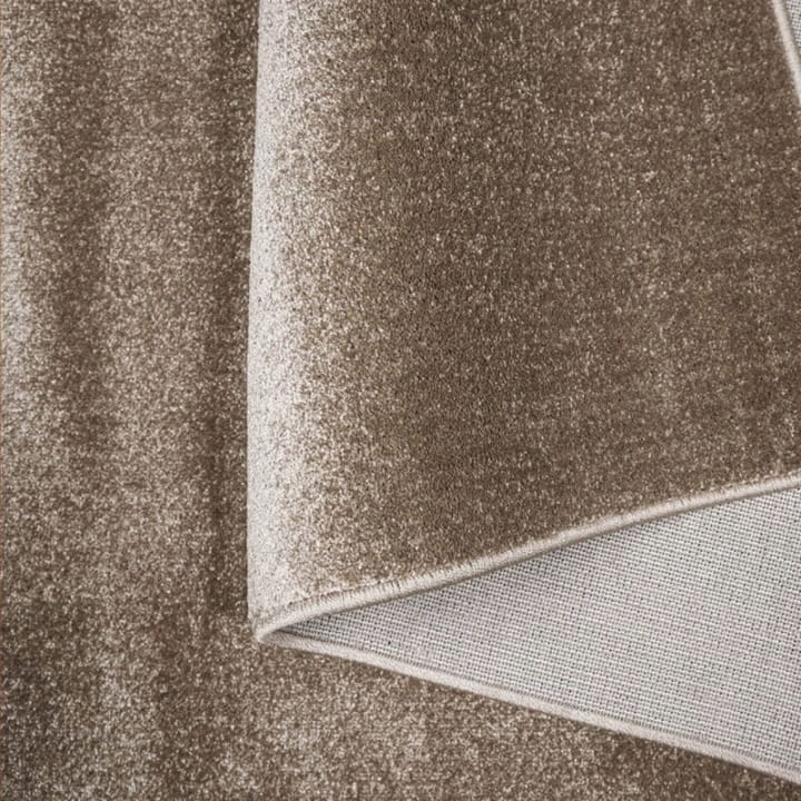 DYWAN-JEDNOBARWNY-PLAIN-BEZOWY-KROTKIE-GESTE-RUNO-Z-ATESTEM-300-x-400-Dlugosc-400-cm.jpg